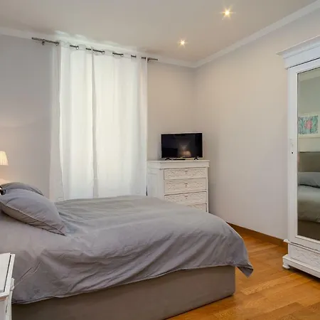 Romefinestay Borgo רומא